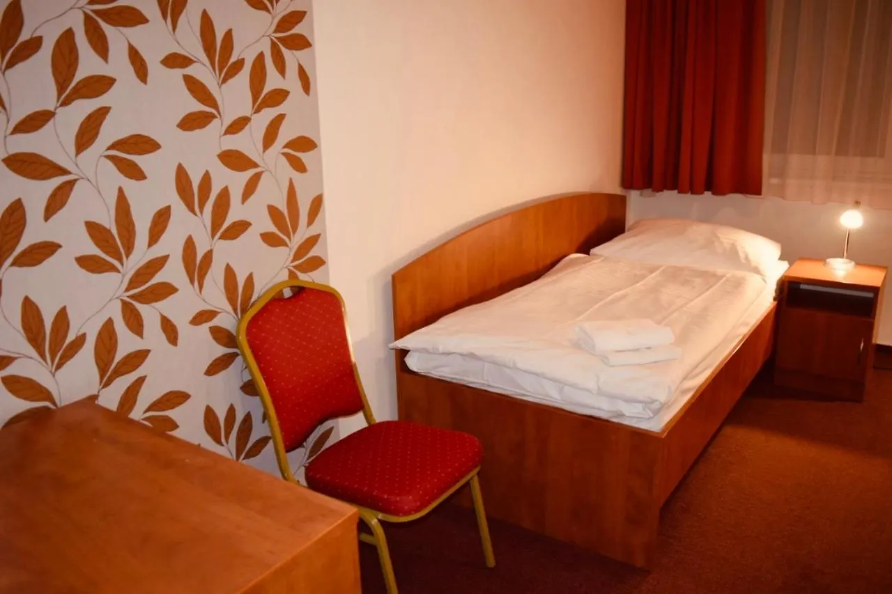 Lc - Hotel אוסטרבה 3*,  צ'כיה