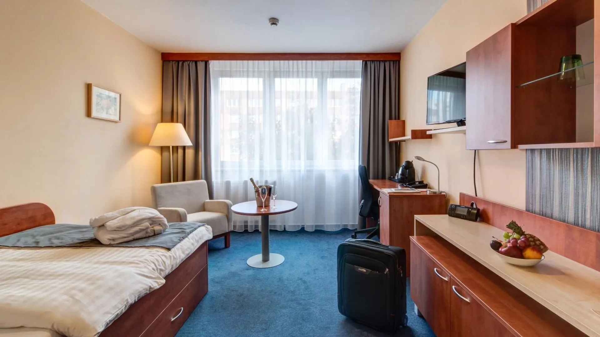 Lc - Hotel אוסטרבה